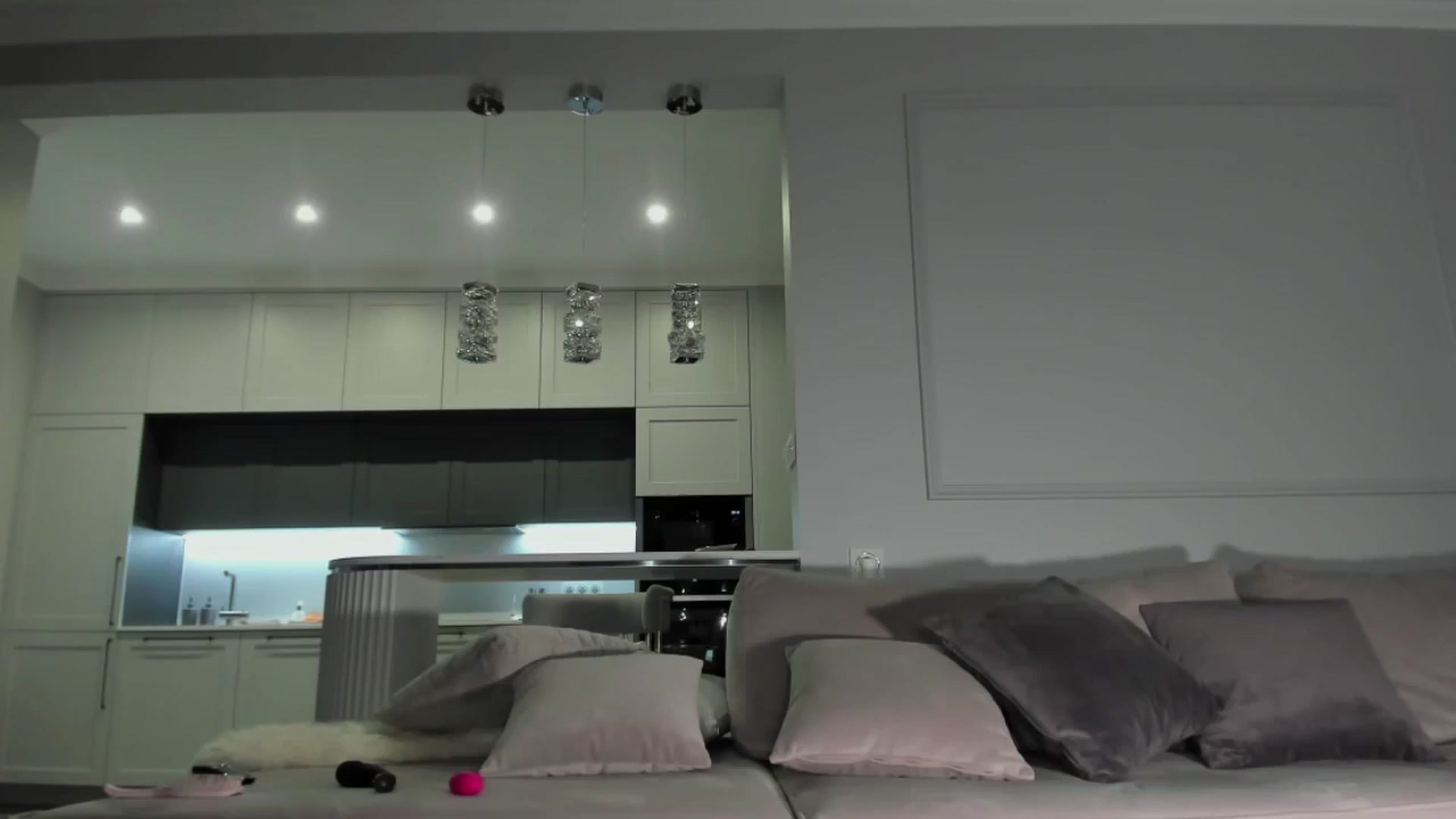 Gallery image thumbnail from Smart_Cat's myfreecams stream on, 11/20/2024, 03:42 image 1 of 20