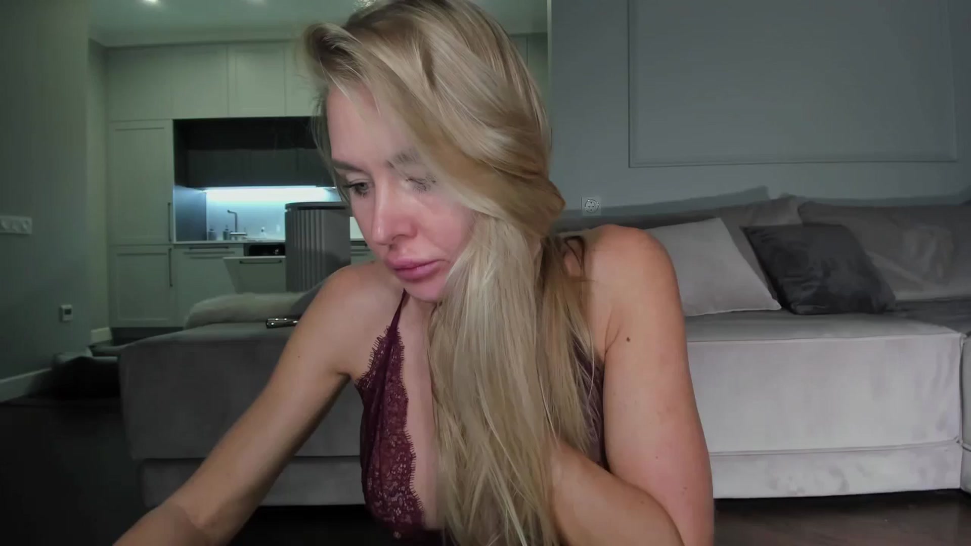 Gallery image thumbnail from Smart_Cat's myfreecams stream on, 11/30/2024, 02:43 image 13 of 20