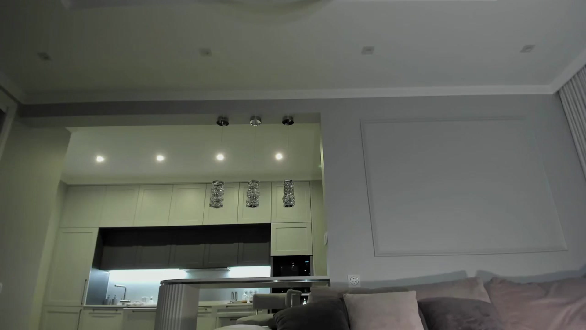 Gallery image thumbnail from Smart_Cat's myfreecams stream on, 12/10/2024, 03:55 image 14 of 20