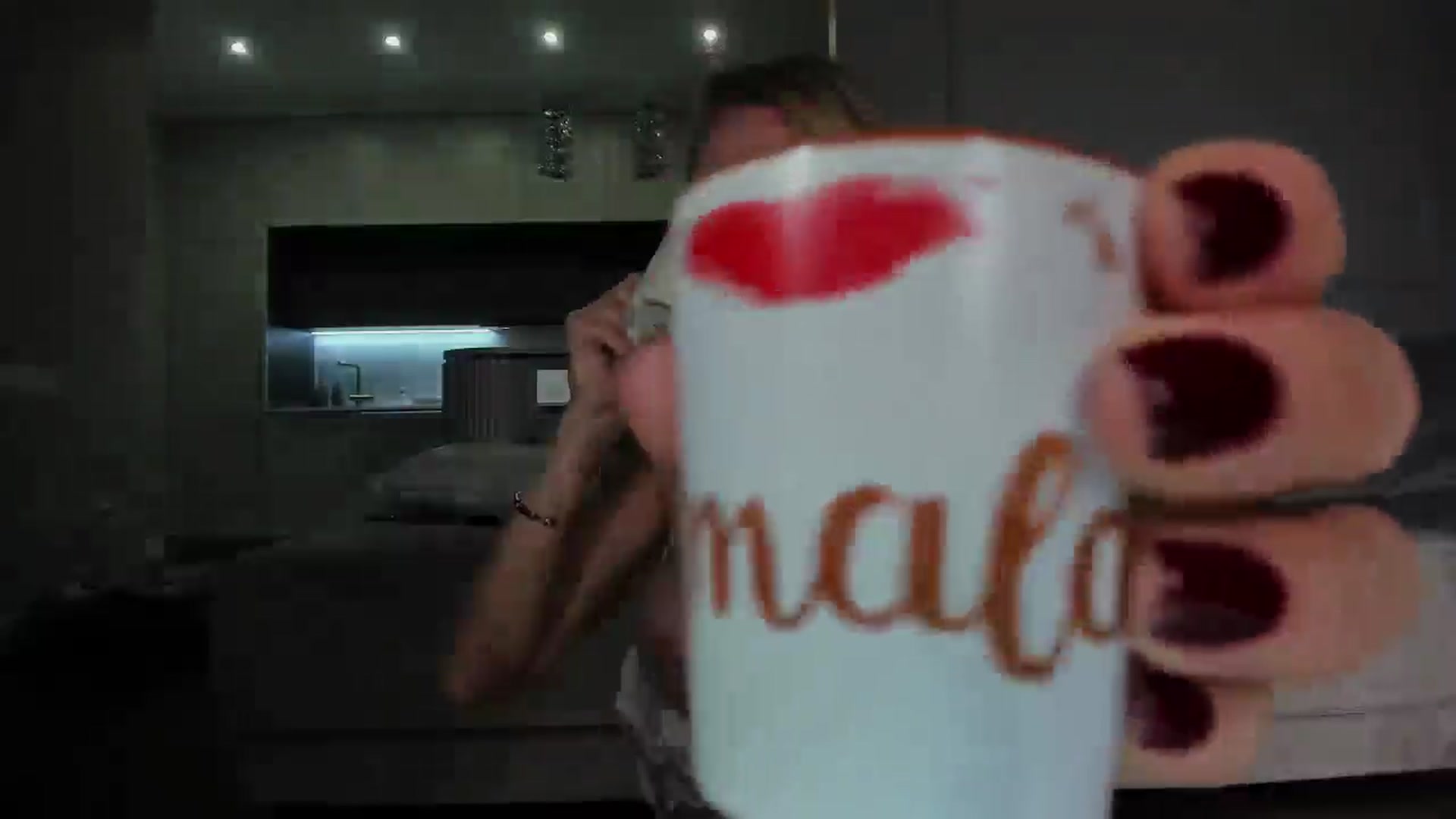 Gallery image thumbnail from Smart_Cat's myfreecams stream on, 12/19/2024, 03:07 image 12 of 20