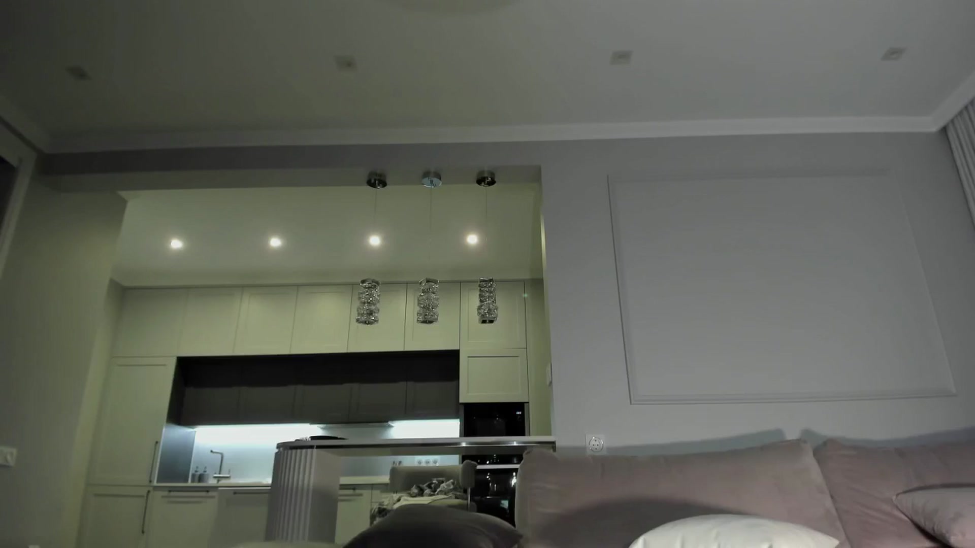Gallery image thumbnail from Smart_Cat's myfreecams stream on, 12/25/2024, 24:35 image 6 of 20