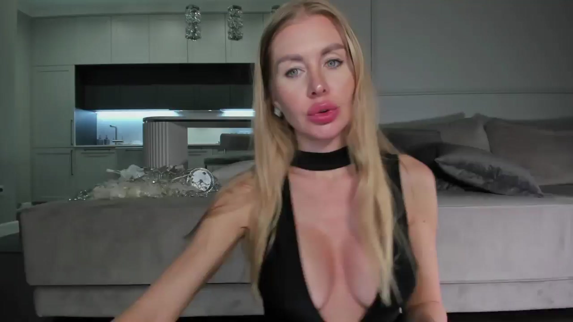 Gallery image thumbnail from Smart_Cat's myfreecams stream on, 02/13/2025, 24:58 image 1 of 20