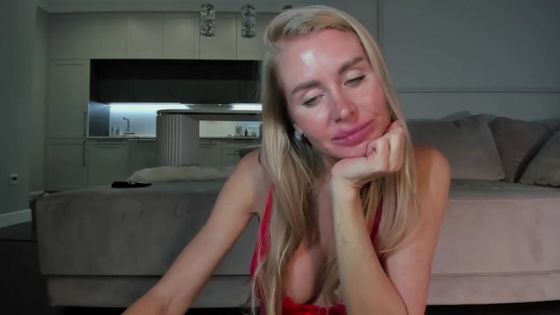Gallery image thumbnail from Smart_Cat's myfreecams stream on, 04/30/2025, 02:36 image 20 of 20