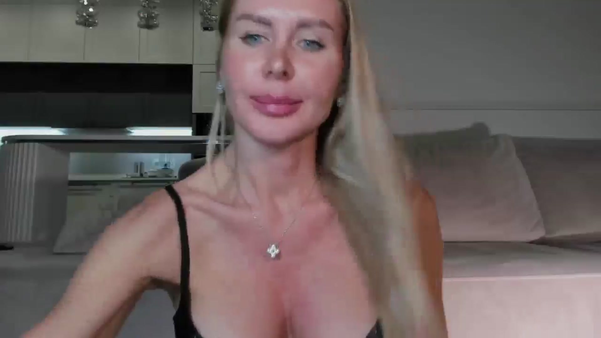 Gallery image thumbnail from Smart_Cat's myfreecams stream on, 11/27/2025, 03:30 image 3 of 20