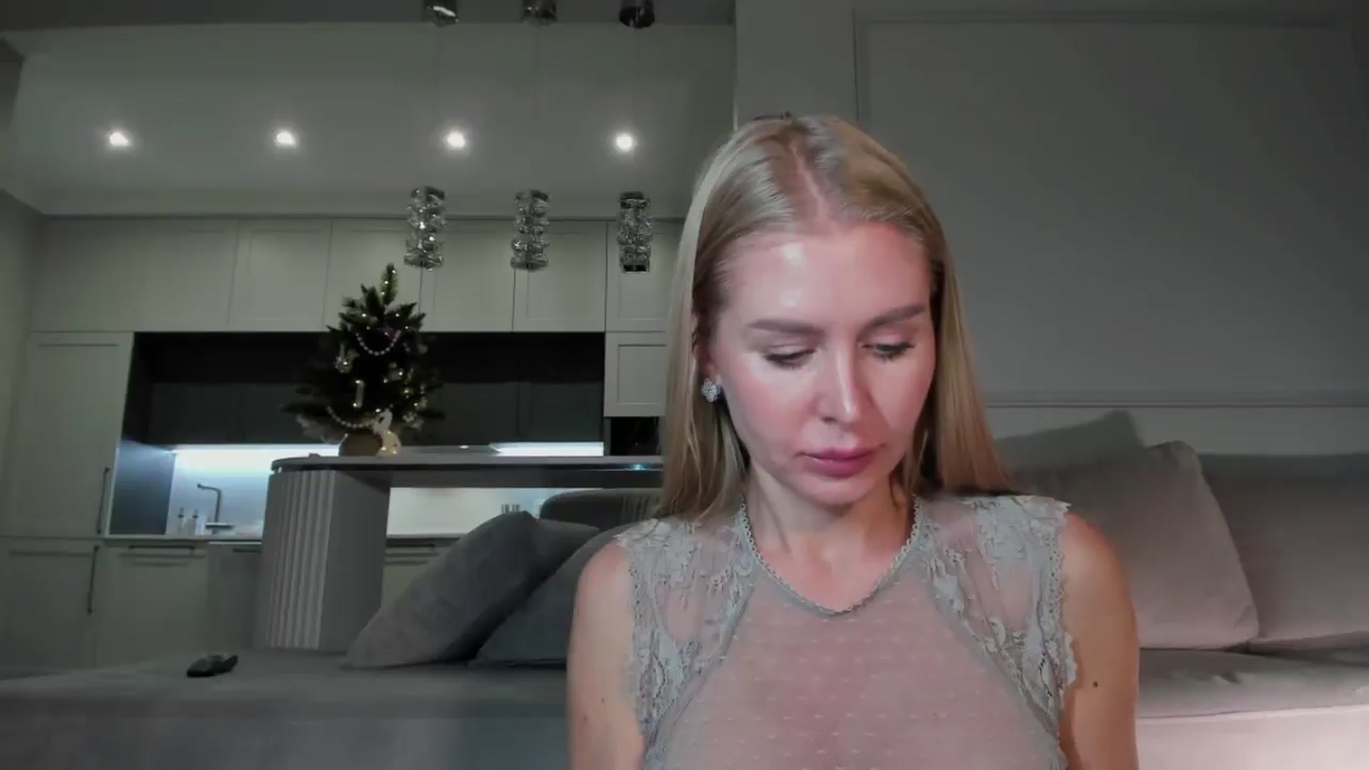 Gallery image thumbnail from Smart_Cat's myfreecams stream on, 12/07/2025, 01:58 image 3 of 20
