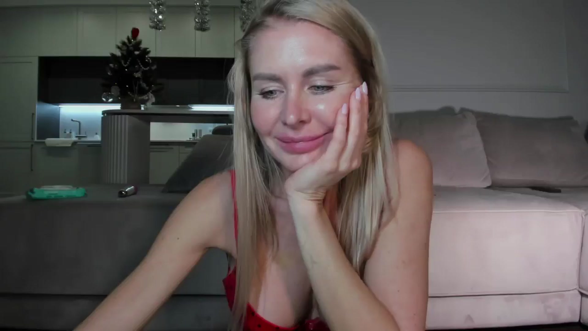 Gallery image thumbnail from Smart_Cat's myfreecams stream on, 12/14/2025, 03:28 image 7 of 20