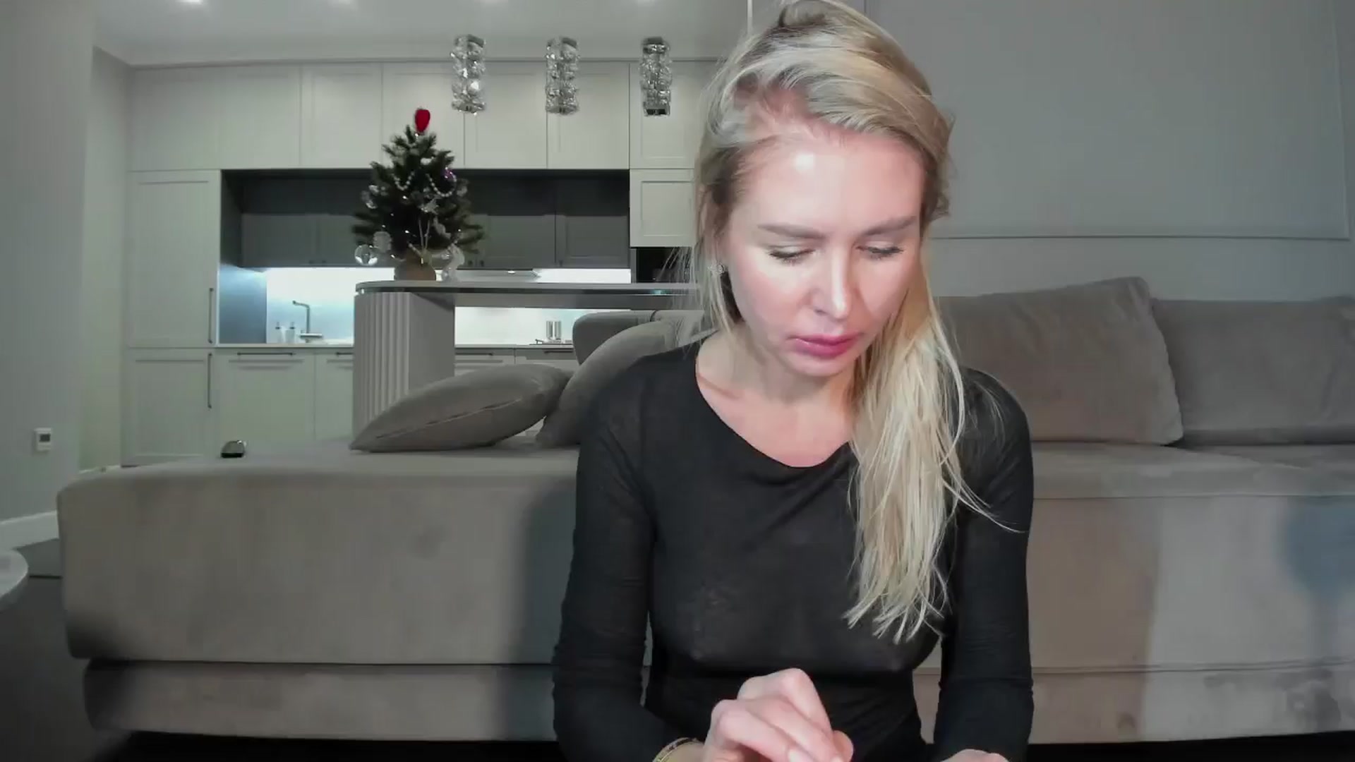 Gallery image thumbnail from Smart_Cat's myfreecams stream on, 12/15/2025, 01:08 image 1 of 20