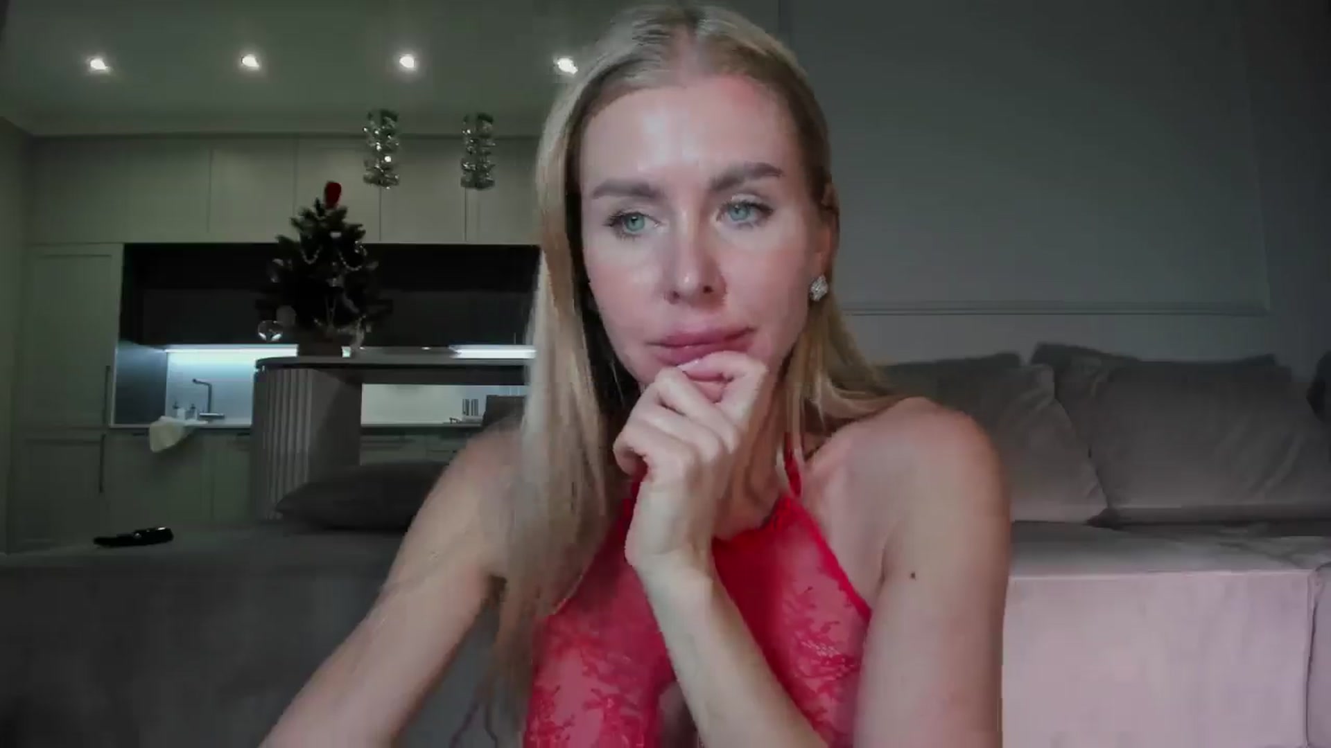 Gallery image thumbnail from Smart_Cat's myfreecams stream on, 12/24/2025, 03:41 image 9 of 20
