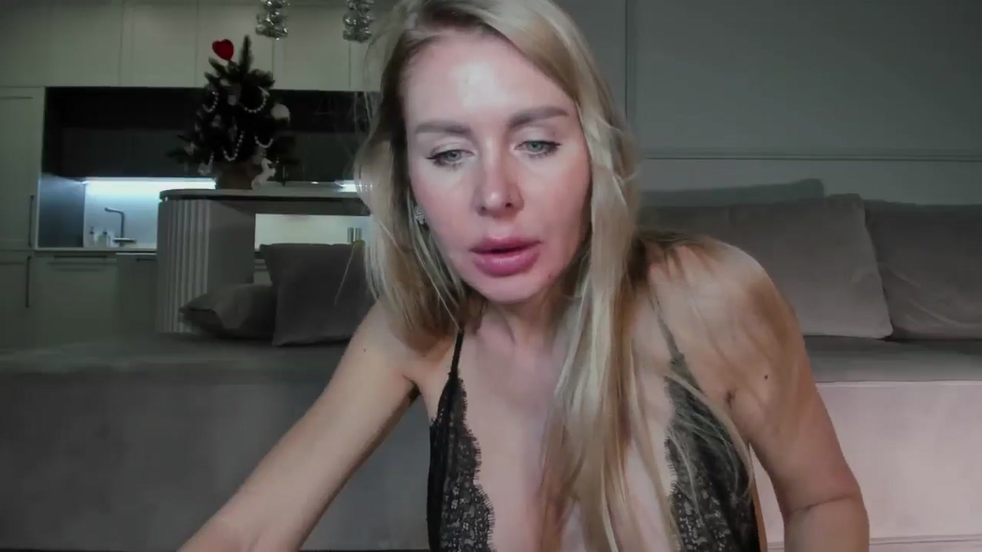 Gallery image thumbnail from Smart_Cat's myfreecams stream on, 01/16/2026, 03:20 image 2 of 20