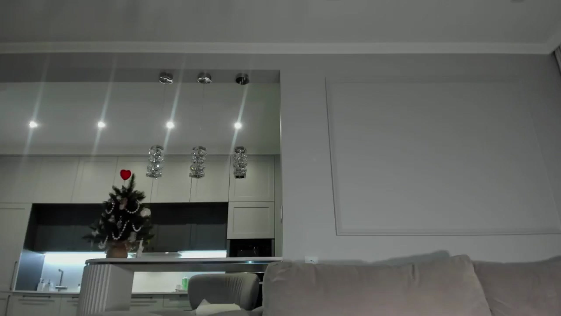 Gallery image thumbnail from Smart_Cat's myfreecams stream on, 01/25/2026, 04:05 image 12 of 20