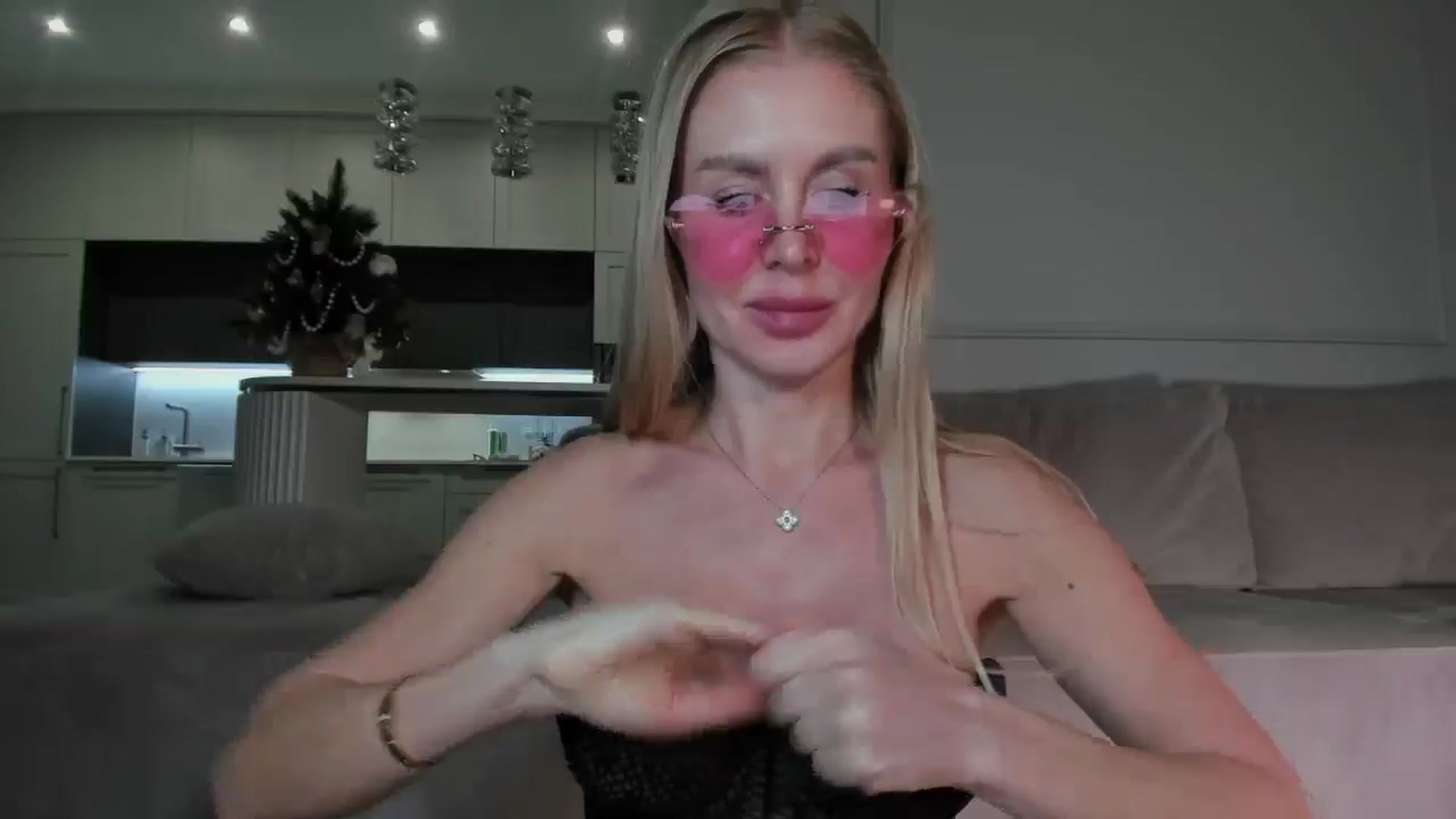 Gallery image thumbnail from Smart_Cat's myfreecams stream on, 02/02/2026, 03:00 image 10 of 20