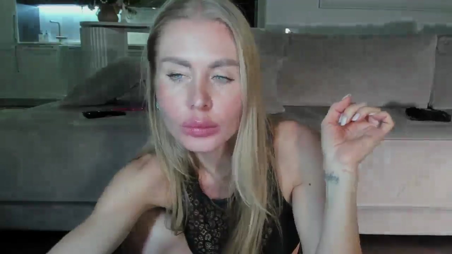 Gallery image thumbnail from Smart_Cat's myfreecams stream on, 02/08/2026, 03:29 image 13 of 20
