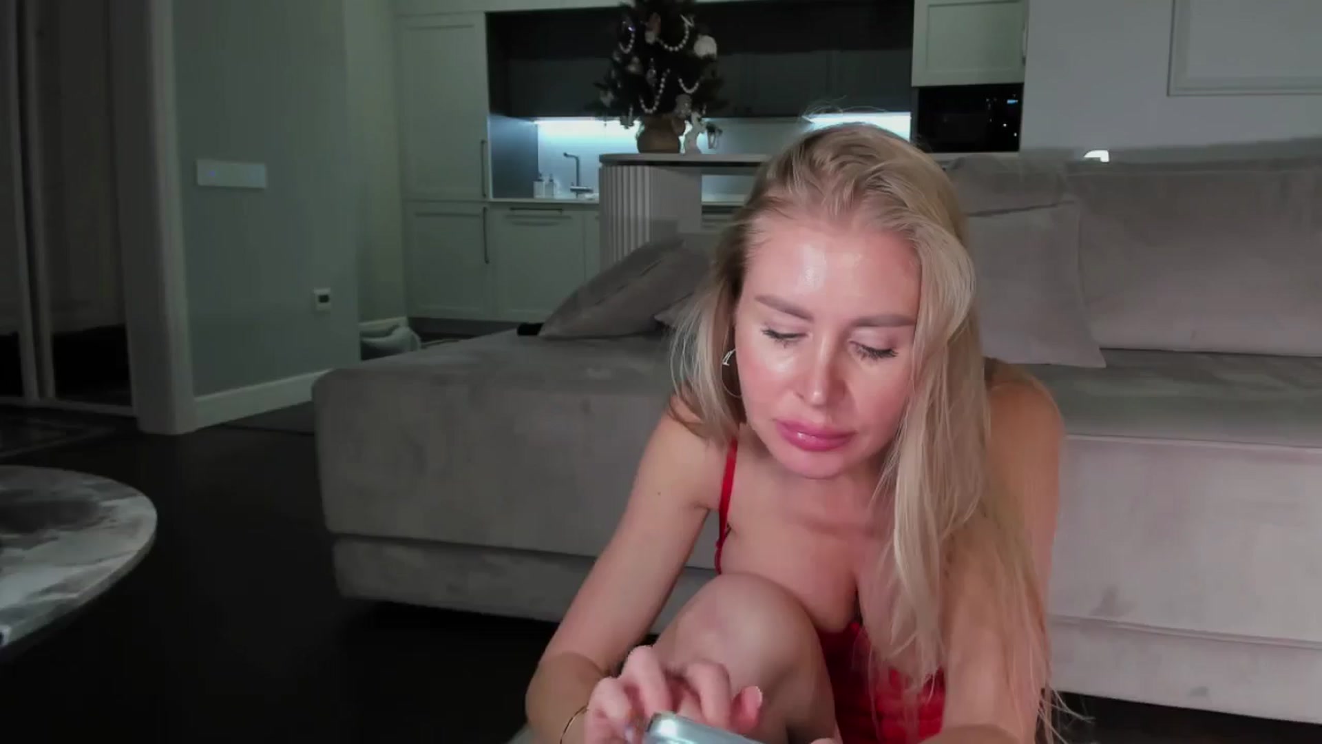 Gallery image thumbnail from Smart_Cat's myfreecams stream on, 02/09/2026, 01:15 image 13 of 20