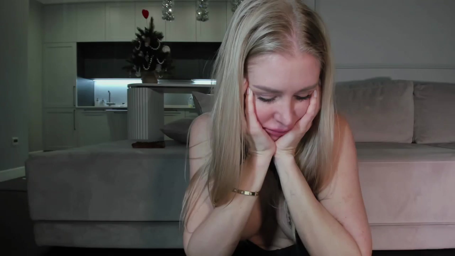 Gallery image thumbnail from Smart_Cat's myfreecams stream on, 02/12/2026, 02:46 image 17 of 20