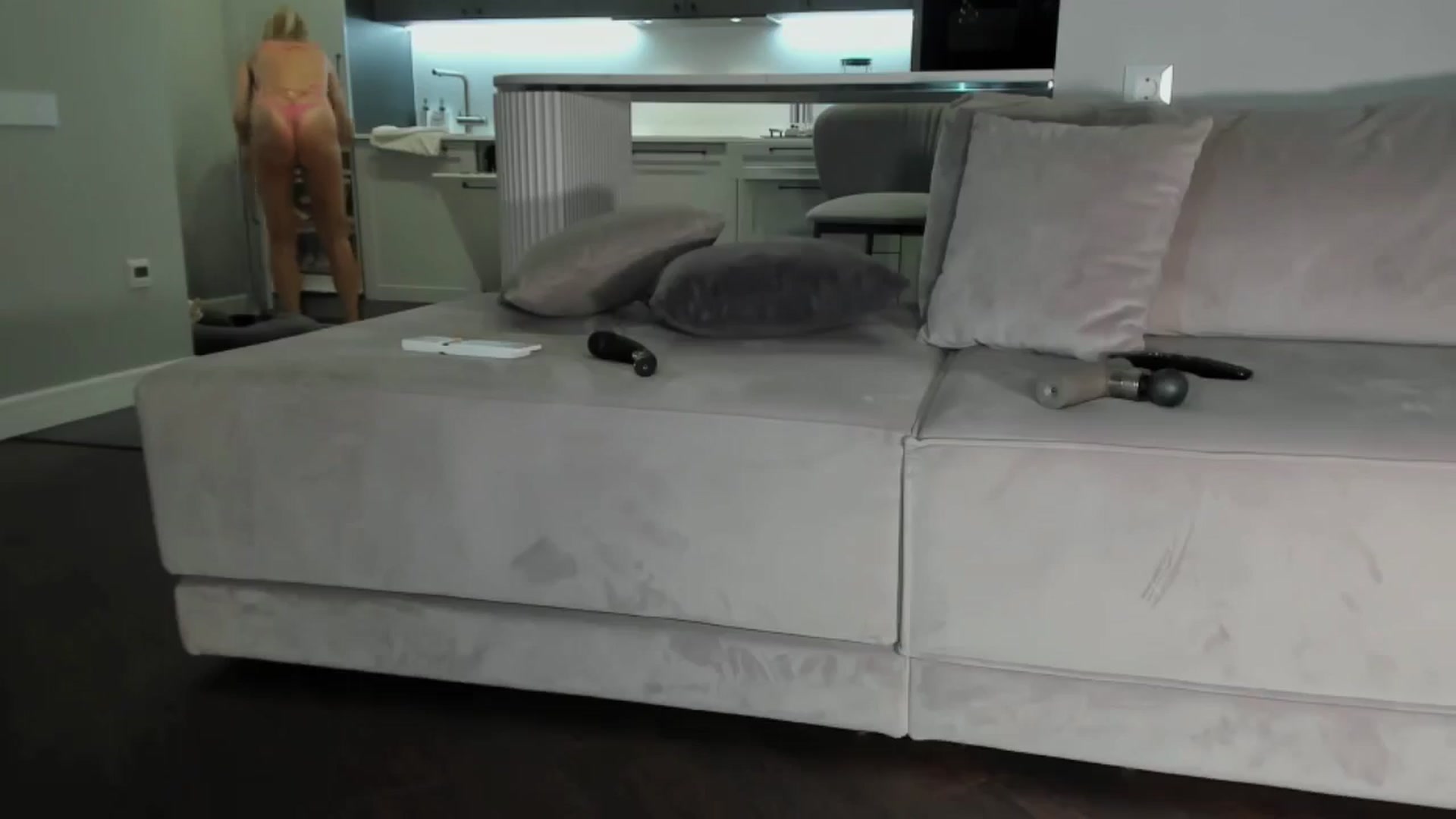 Gallery image thumbnail from Smart_Cat's myfreecams stream on, 04/06/2026, 02:15 image 18 of 20