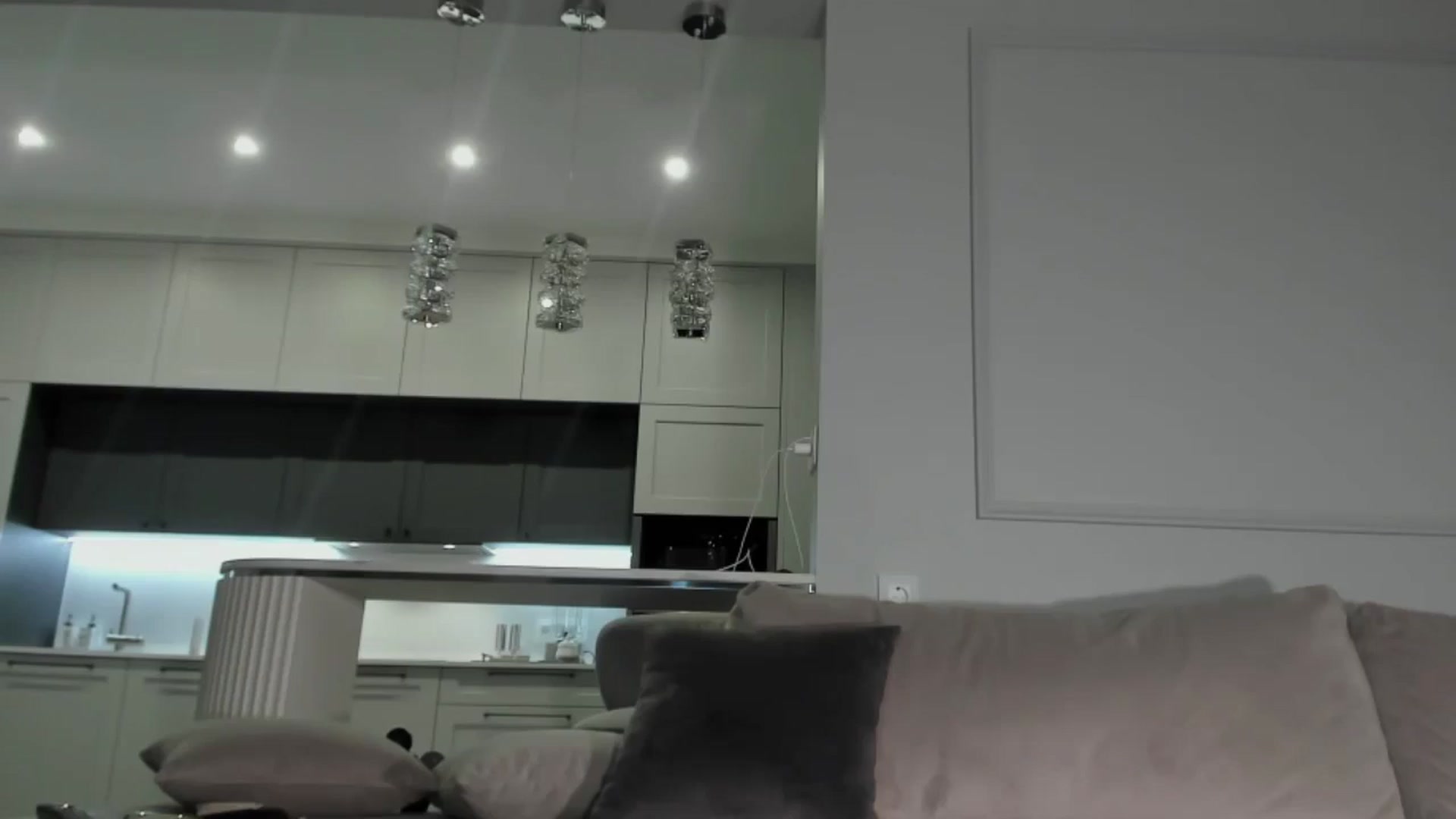 Gallery image thumbnail from Smart_Cat's myfreecams stream on, 04/13/2026, 02:14 image 2 of 20