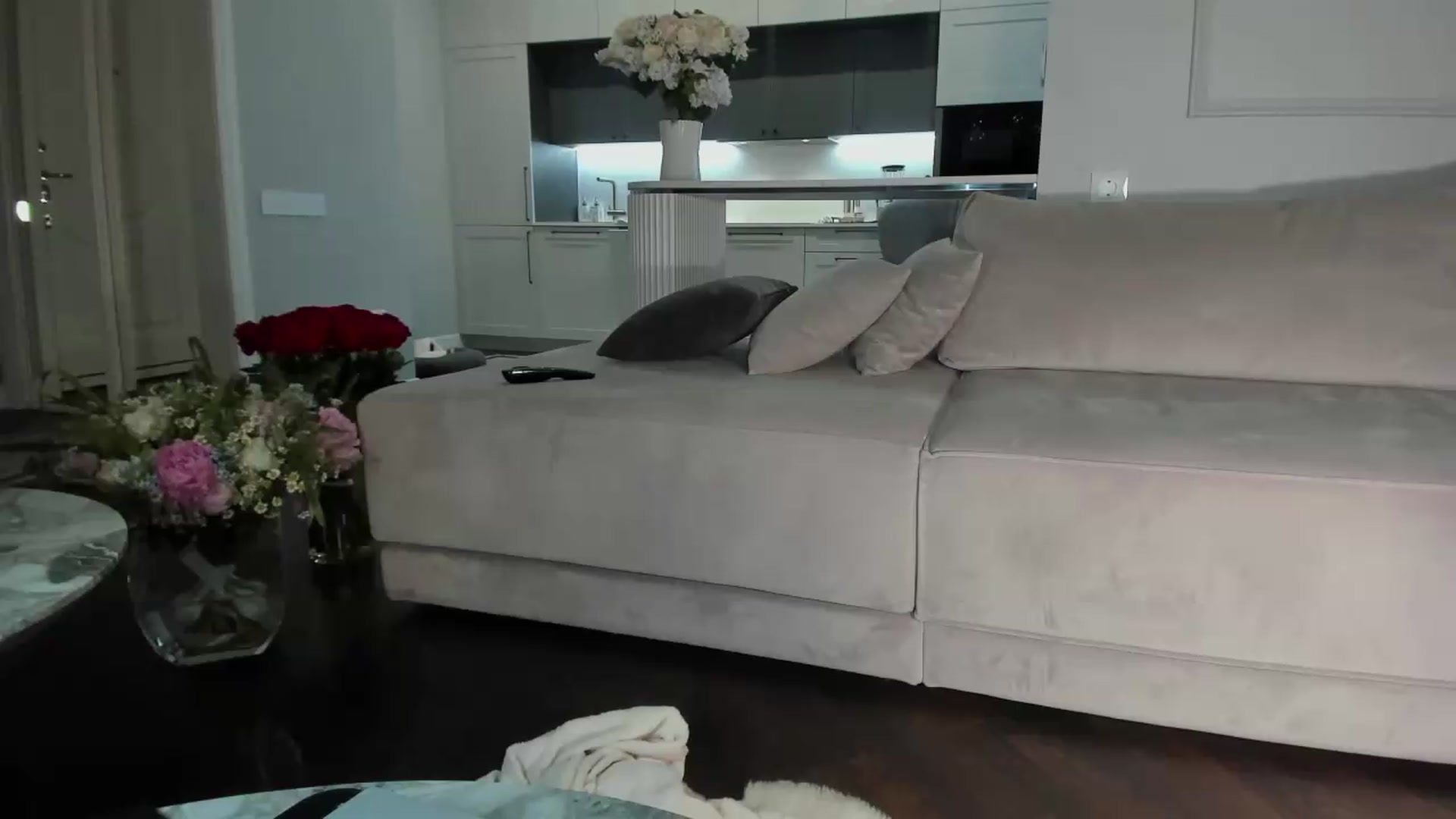 Gallery image thumbnail from Smart_Cat's myfreecams stream on, 05/25/2026, 03:10 image 18 of 20