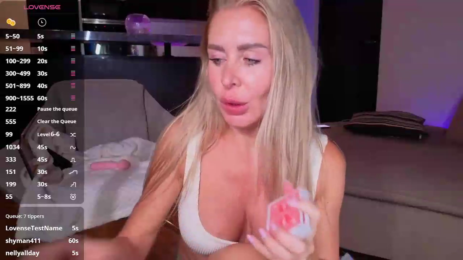Gallery image thumbnail from Smart_Cat's myfreecams stream on, 08/22/2026, 01:47 image 18 of 20