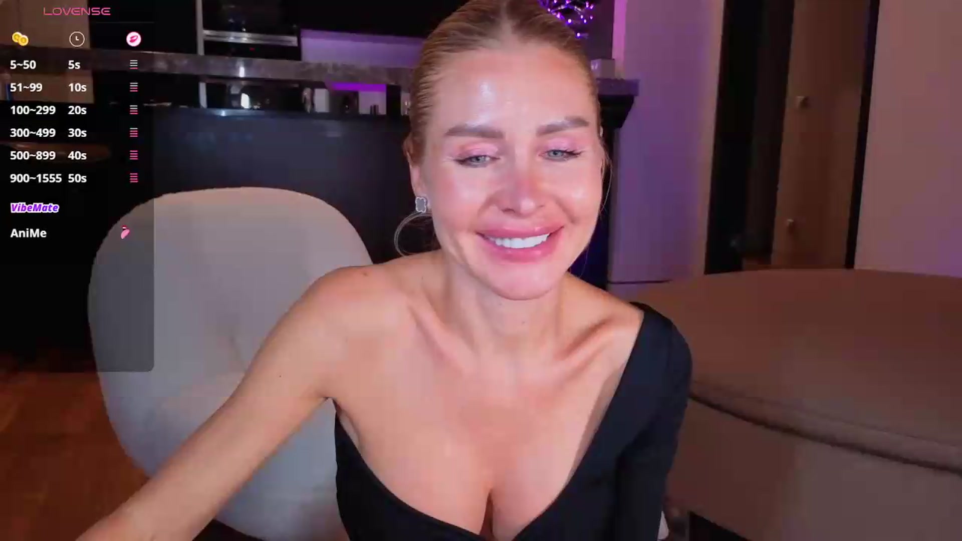 Gallery image thumbnail from Smart_Cat's myfreecams stream on, 08/31/2026, 02:25 image 17 of 20