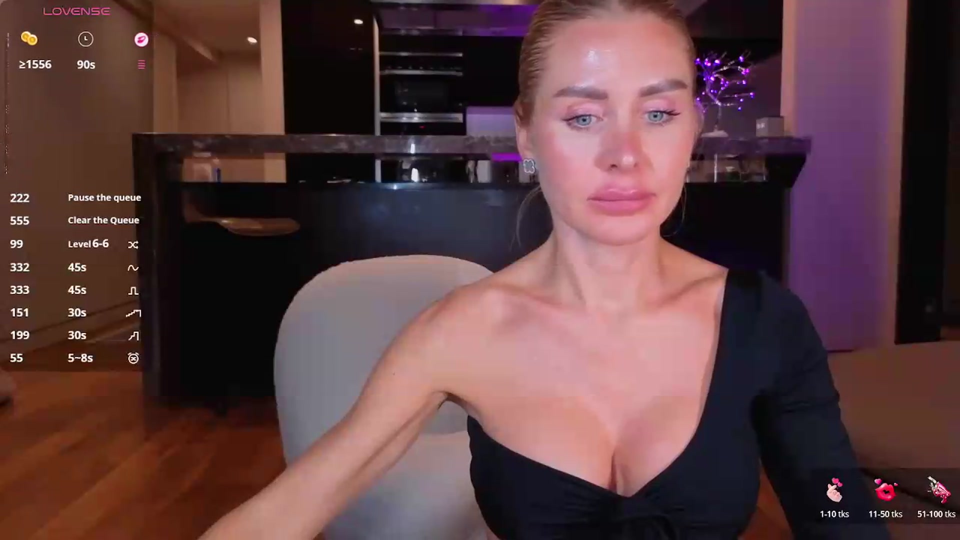 Gallery image thumbnail from Smart_Cat's myfreecams stream on, 08/31/2026, 02:25 image 15 of 20