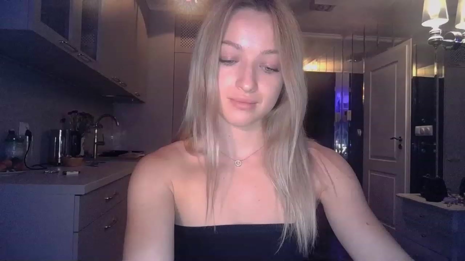 Gallery image thumbnail from Smexgrex's myfreecams stream on, 12/04/2022, 15:58 image 8 of 20