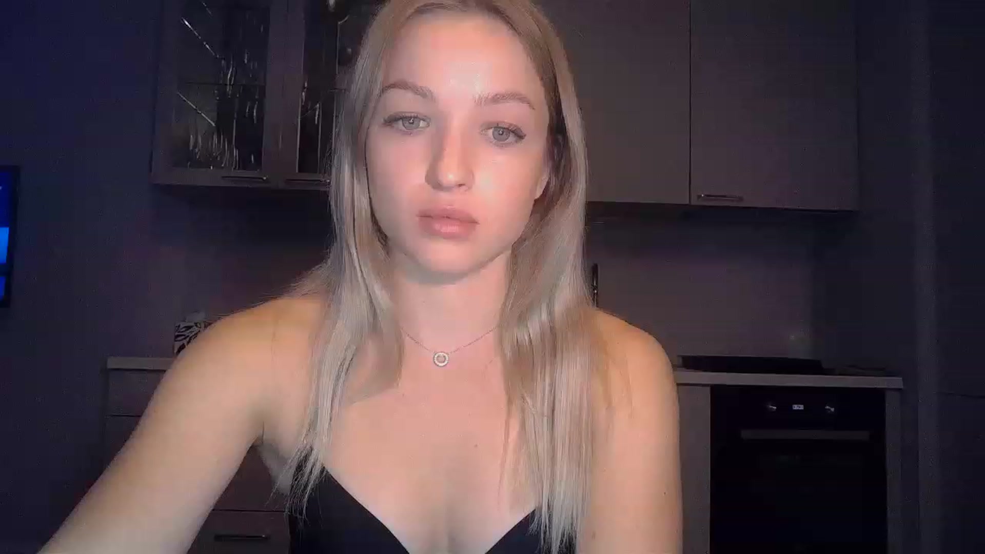 Gallery image thumbnail from Smexgrex's myfreecams stream on, 12/07/2022, 15:53 image 2 of 20