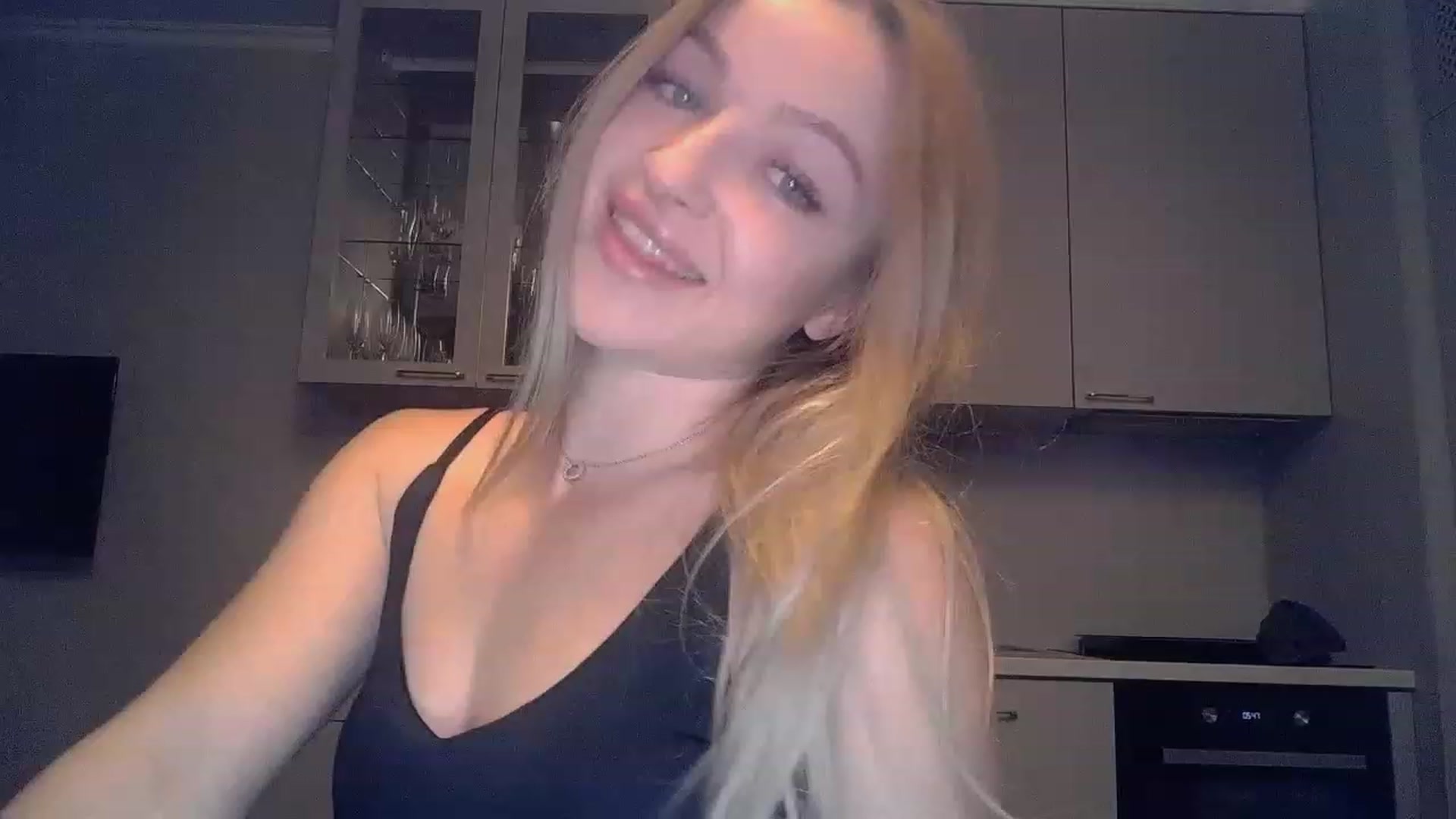 Gallery image thumbnail from Smexgrex's myfreecams stream on, 12/09/2022, 15:24 image 11 of 20