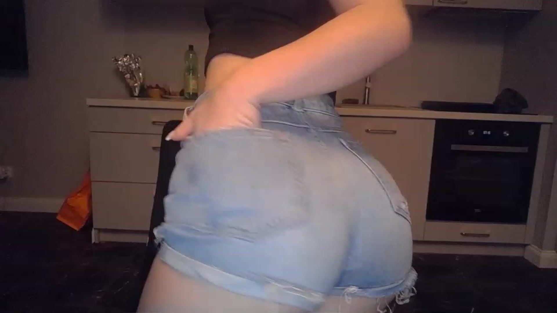 Gallery image thumbnail from Smexgrex's myfreecams stream on, 12/09/2022, 16:43 image 2 of 20