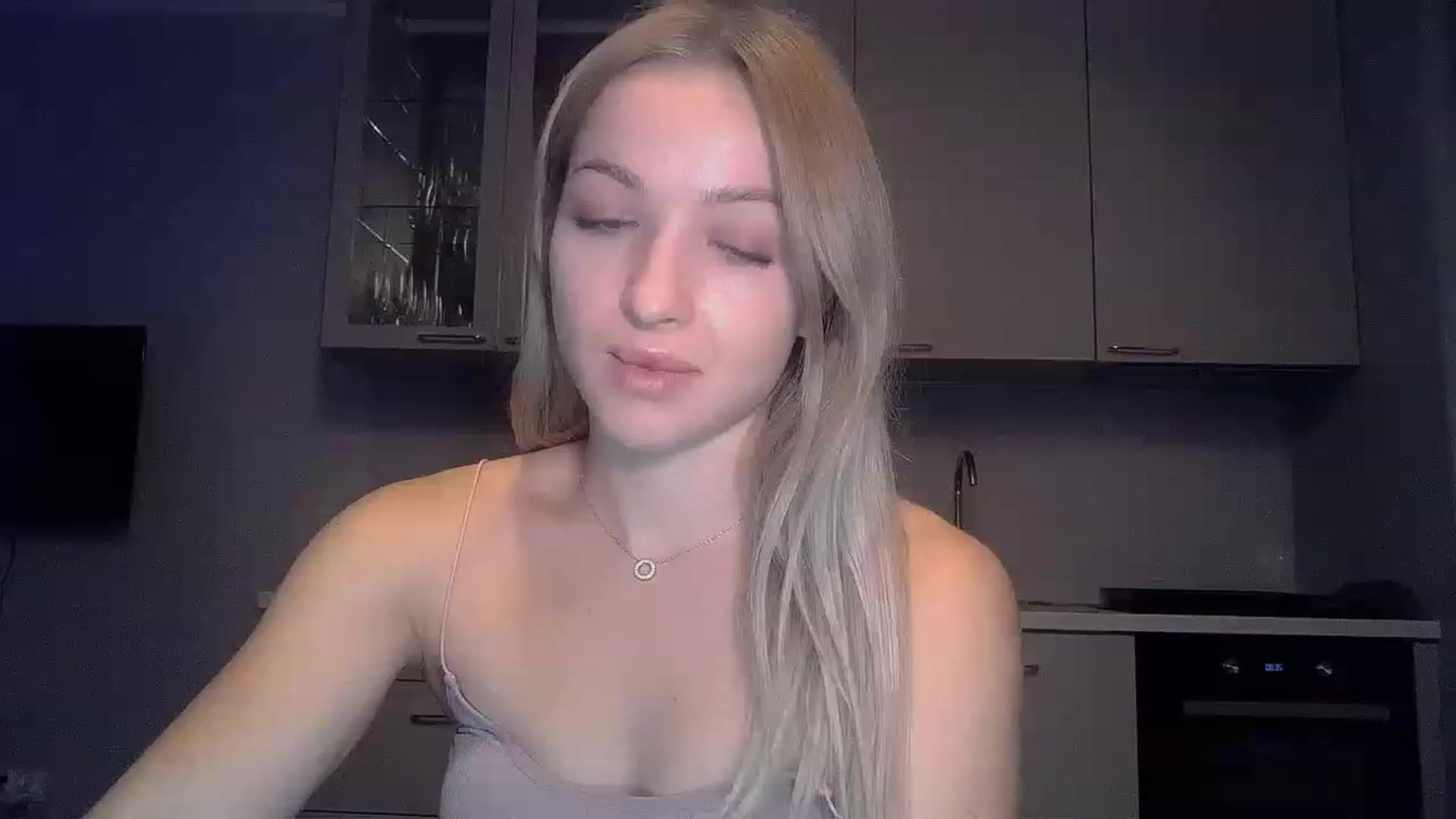 Gallery image thumbnail from Smexgrex's myfreecams stream on, 12/11/2022, 17:57 image 9 of 20