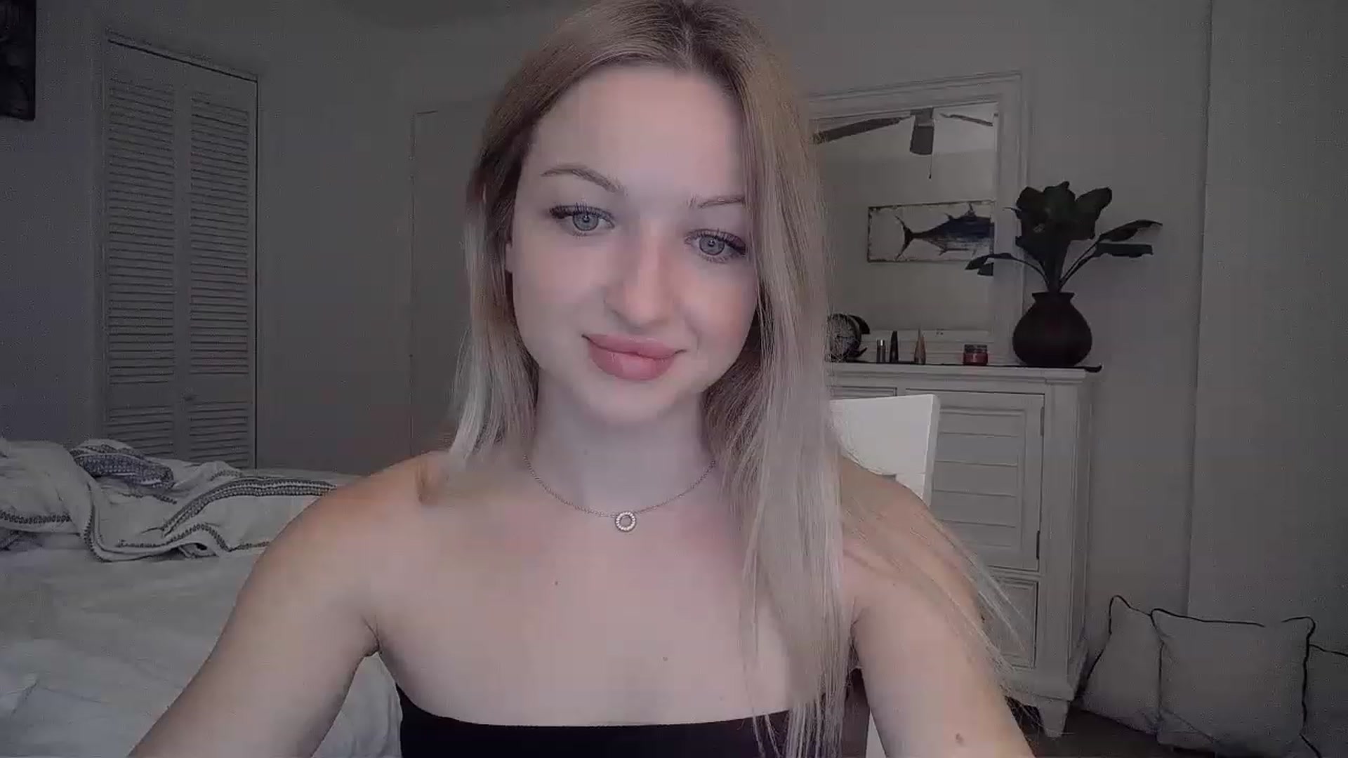 Gallery image thumbnail from Smexgrex's myfreecams stream on, 12/28/2022, 04:30 image 7 of 20