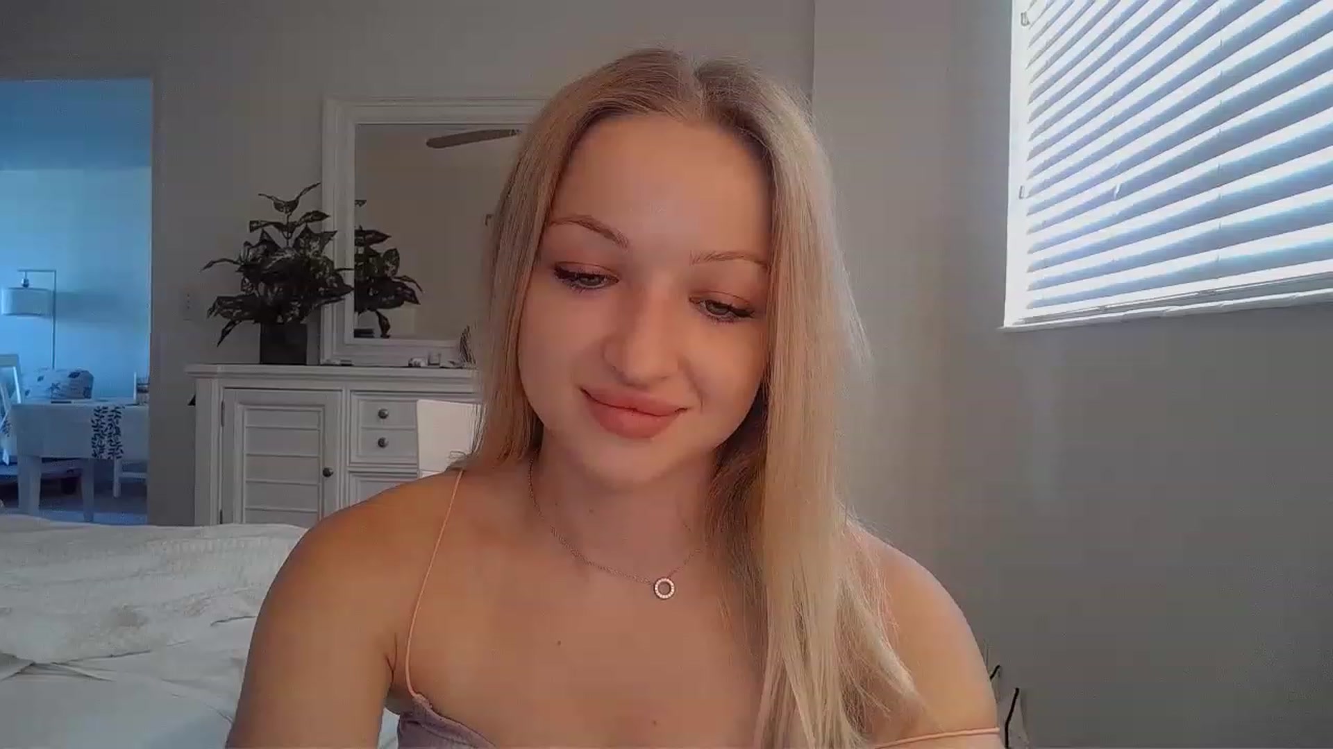 Gallery image thumbnail from Smexgrex's myfreecams stream on, 01/12/2023, 19:53 image 18 of 20