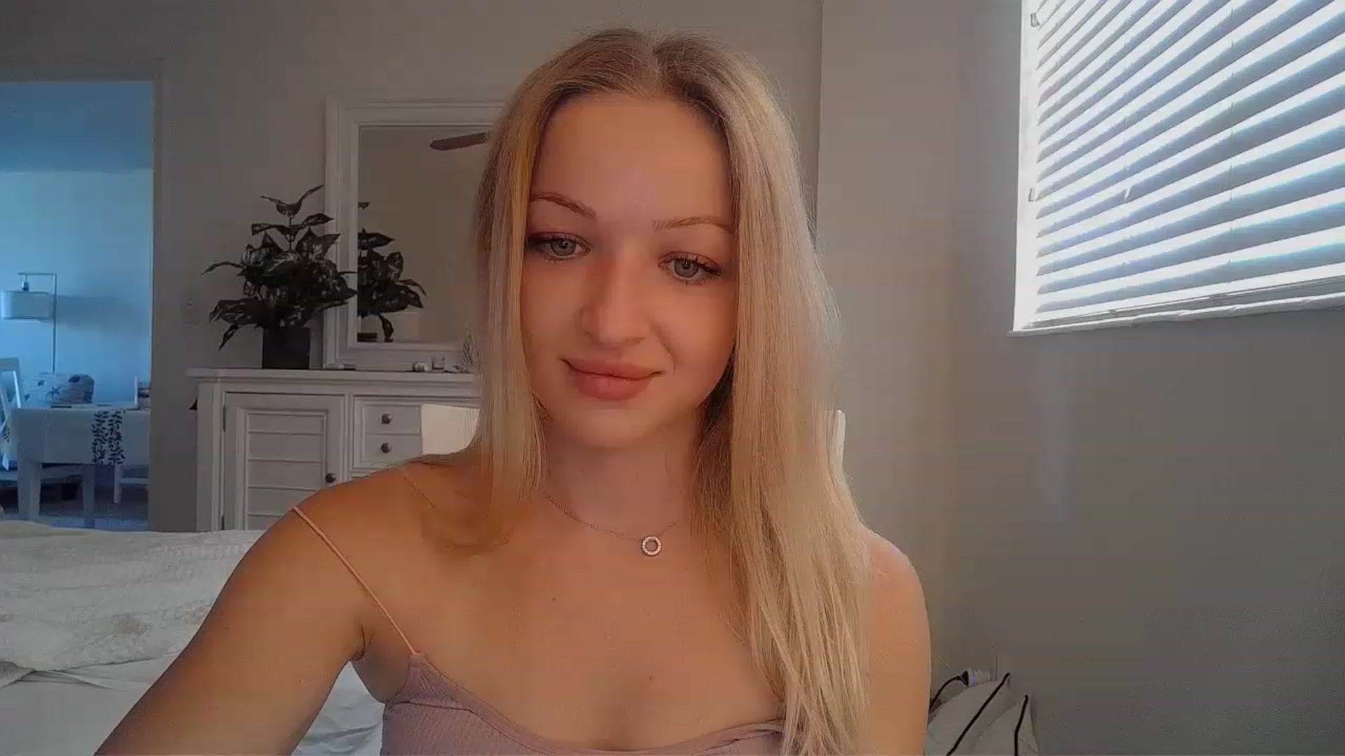 Gallery image thumbnail from Smexgrex's myfreecams stream on, 01/12/2023, 19:53 image 20 of 20