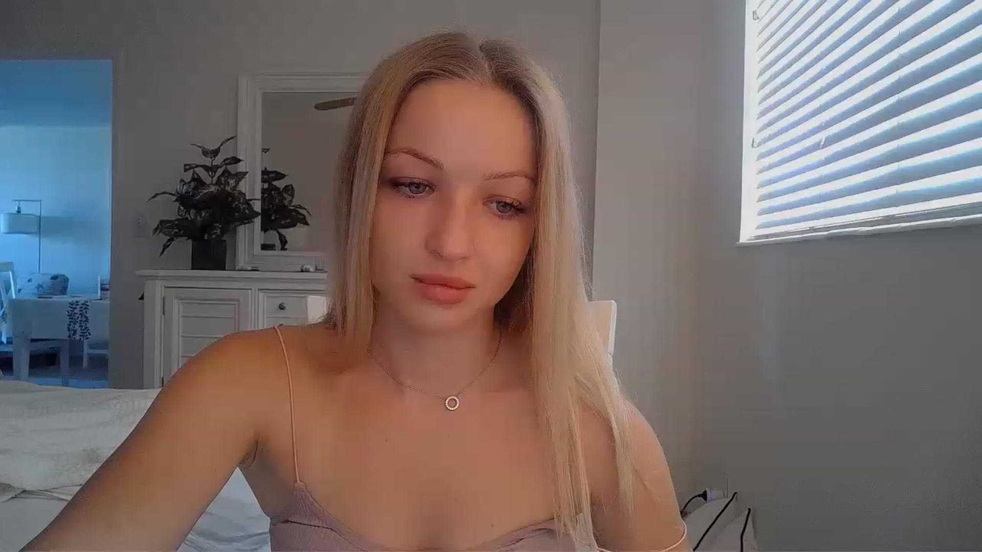 Gallery image thumbnail from Smexgrex's myfreecams stream on, 01/12/2023, 19:53 image 9 of 20