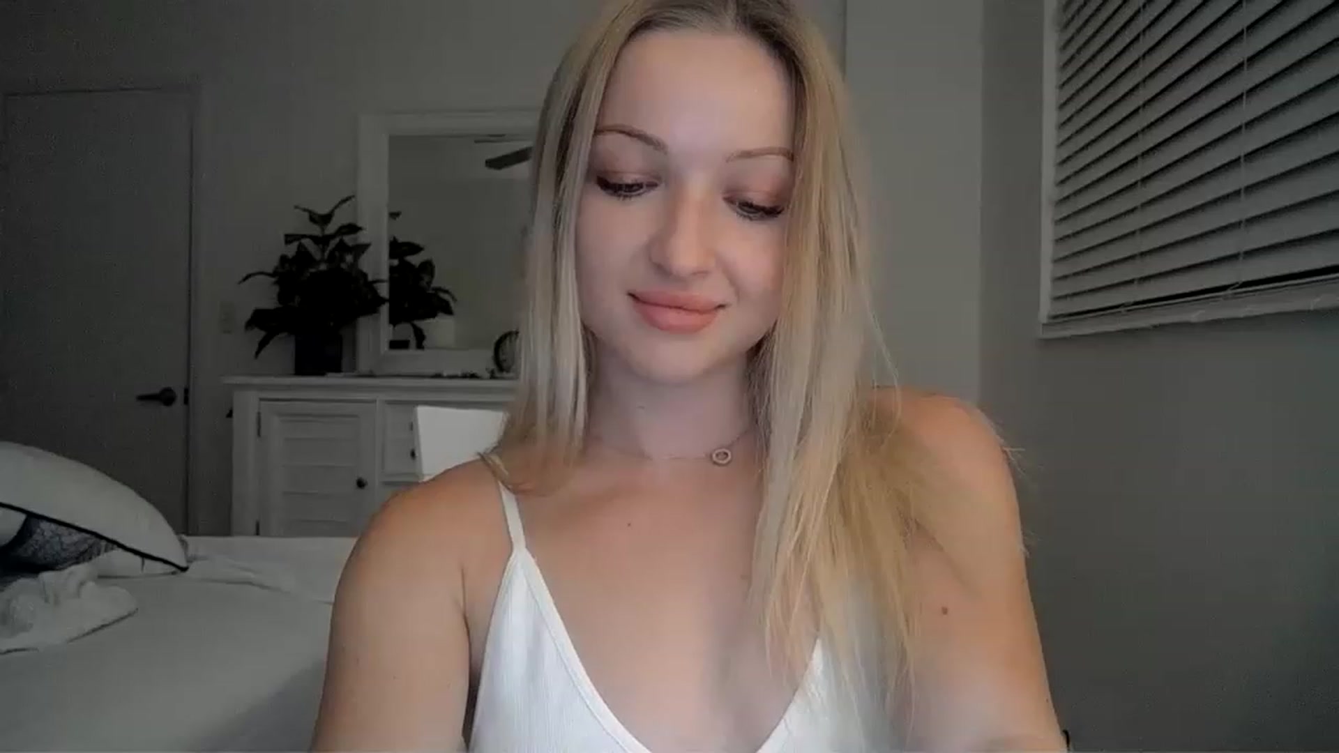 Gallery image thumbnail from Smexgrex's myfreecams stream on, 01/15/2023, 23:42 image 1 of 20