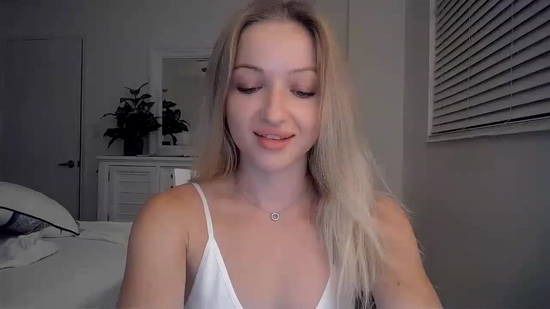 Gallery image thumbnail from Smexgrex's myfreecams stream on, 01/15/2023, 23:42 image 18 of 20
