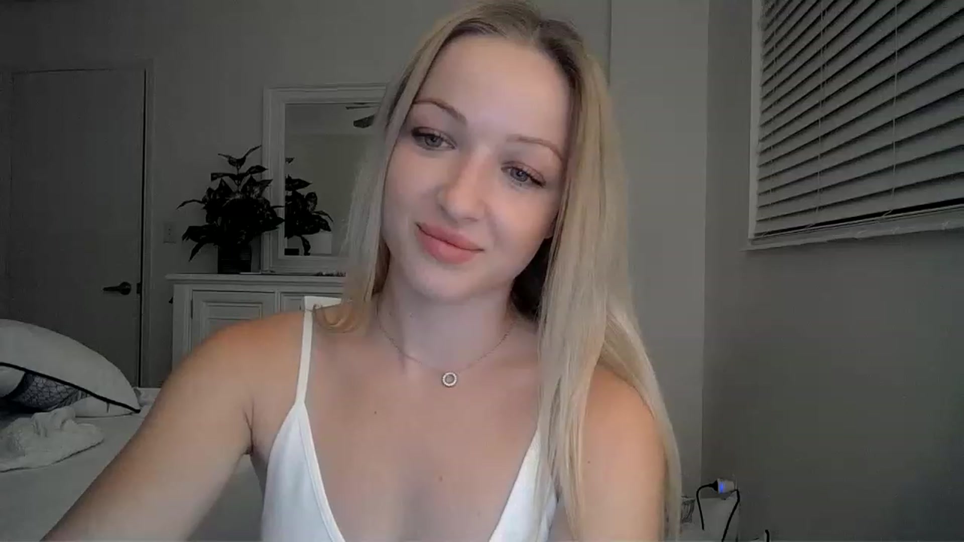 Gallery image thumbnail from Smexgrex's myfreecams stream on, 01/15/2023, 23:42 image 14 of 20