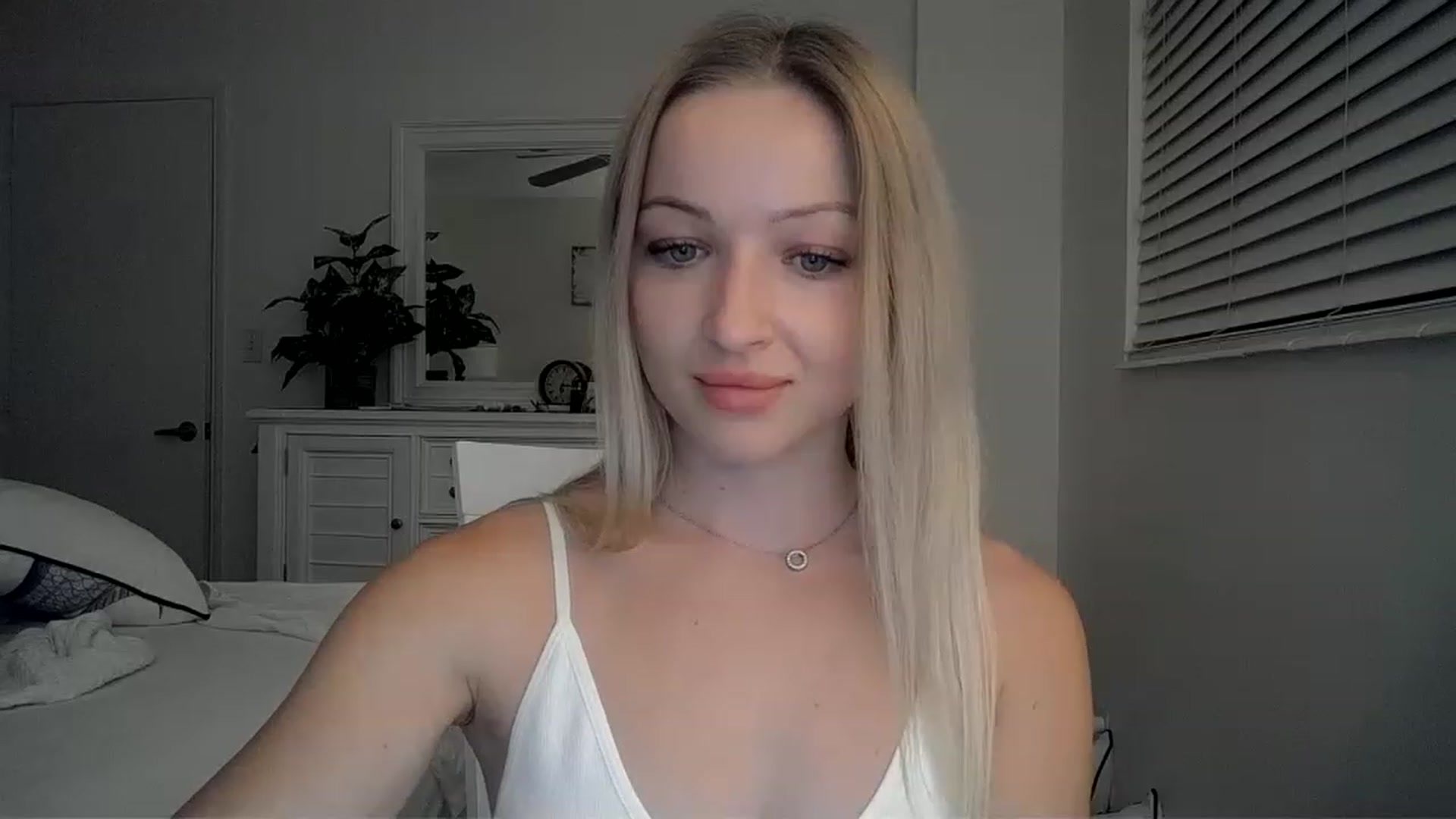 Gallery image thumbnail from Smexgrex's myfreecams stream on, 01/15/2023, 23:42 image 6 of 20