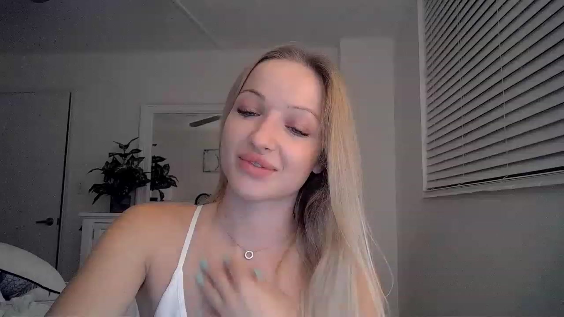 Gallery image thumbnail from Smexgrex's myfreecams stream on, 01/16/2023, 24:26 image 11 of 20