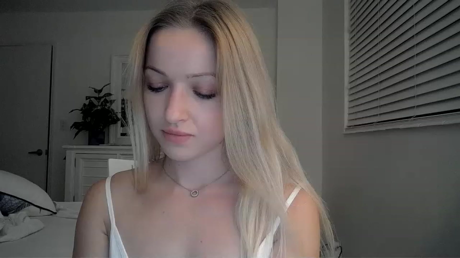 Gallery image thumbnail from Smexgrex's myfreecams stream on, 01/16/2023, 24:26 image 2 of 20