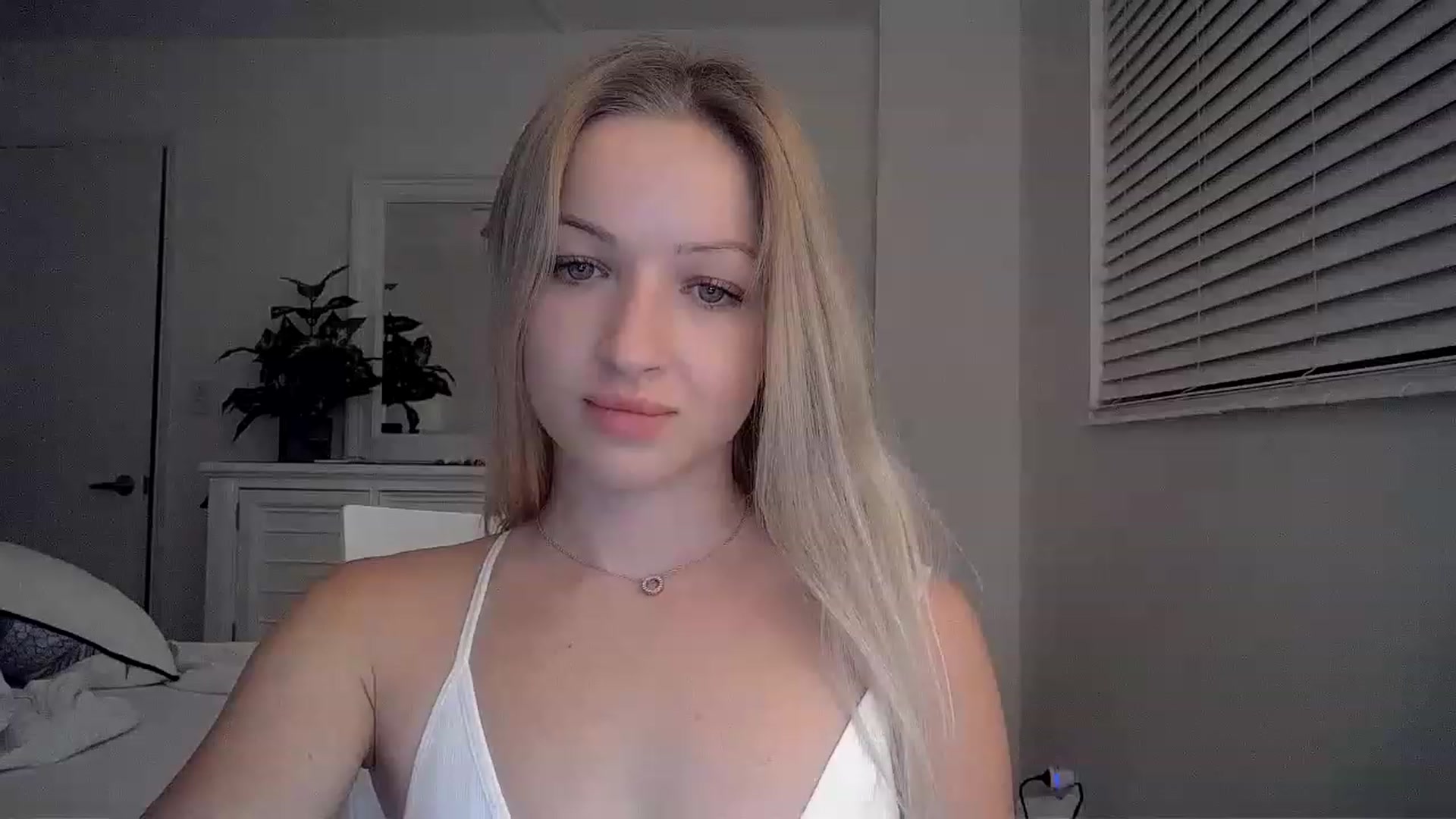Gallery image thumbnail from Smexgrex's myfreecams stream on, 01/16/2023, 24:26 image 6 of 20