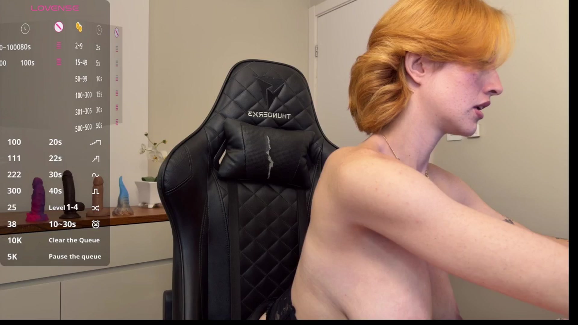 Gallery image thumbnail from SmileGirl's myfreecams stream on, 04/04/2026, 18:19 image 11 of 20
