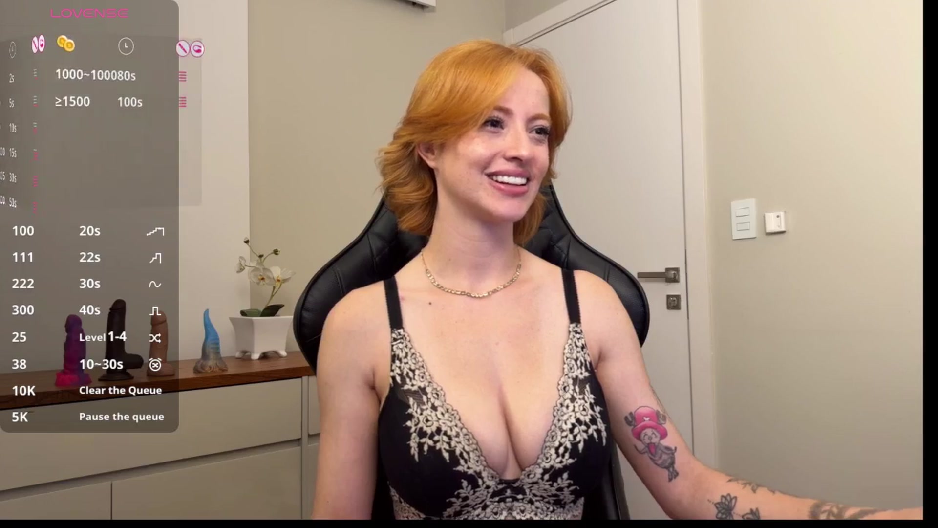 Gallery image thumbnail from SmileGirl's myfreecams stream on, 04/05/2026, 19:35 image 6 of 20