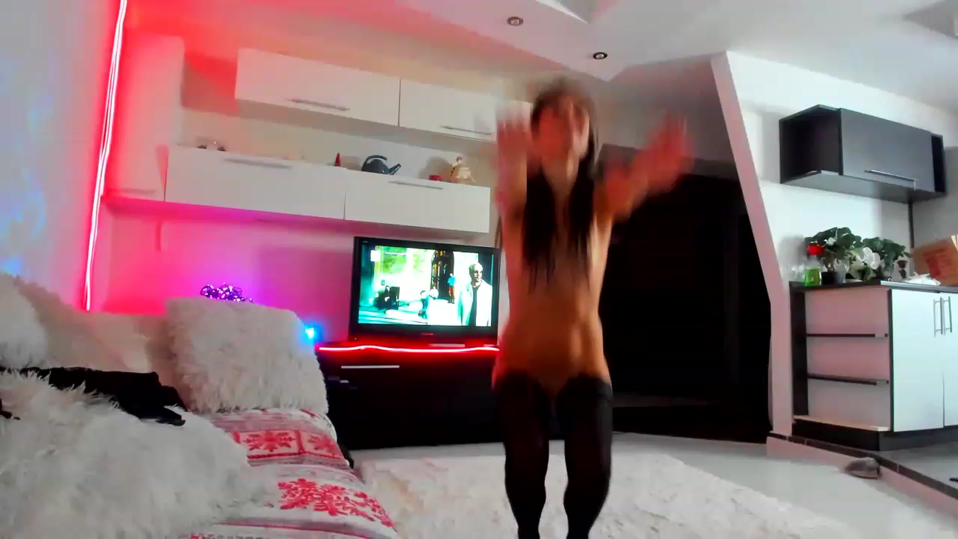 Gallery image thumbnail from Smiley4Santa's myfreecams stream on, 12/21/2022, 05:53 image 5 of 20