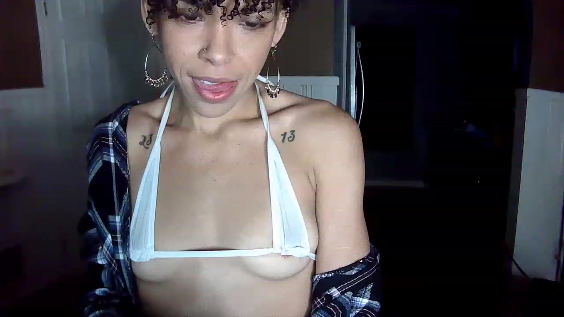 Gallery image thumbnail from SmileyAngel44's myfreecams stream on, 12/07/2022, 13:00 image 5 of 20