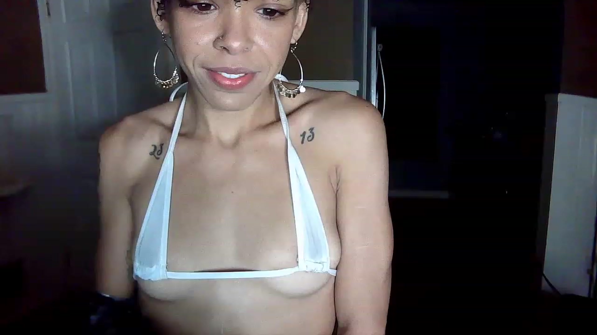 Gallery image thumbnail from SmileyAngel44's myfreecams stream on, 12/07/2022, 13:00 image 1 of 20