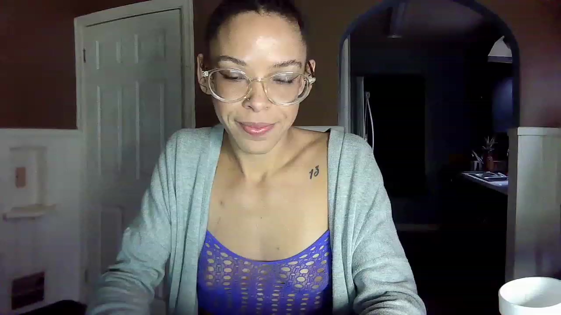 Gallery image thumbnail from SmileyAngel44's myfreecams stream on, 12/30/2022, 13:28 image 14 of 20