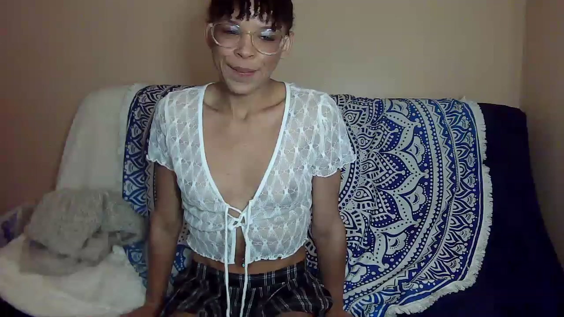 Gallery image thumbnail from SmileyAngel44's myfreecams stream on, 03/09/2023, 14:50 image 10 of 20