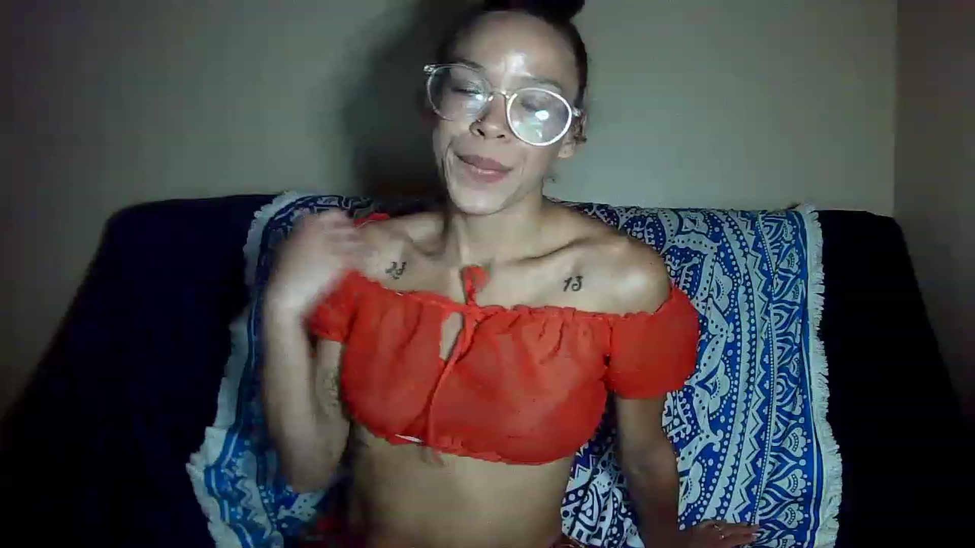 Gallery image thumbnail from SmileyAngel44's myfreecams stream on, 06/16/2023, 15:23 image 10 of 20