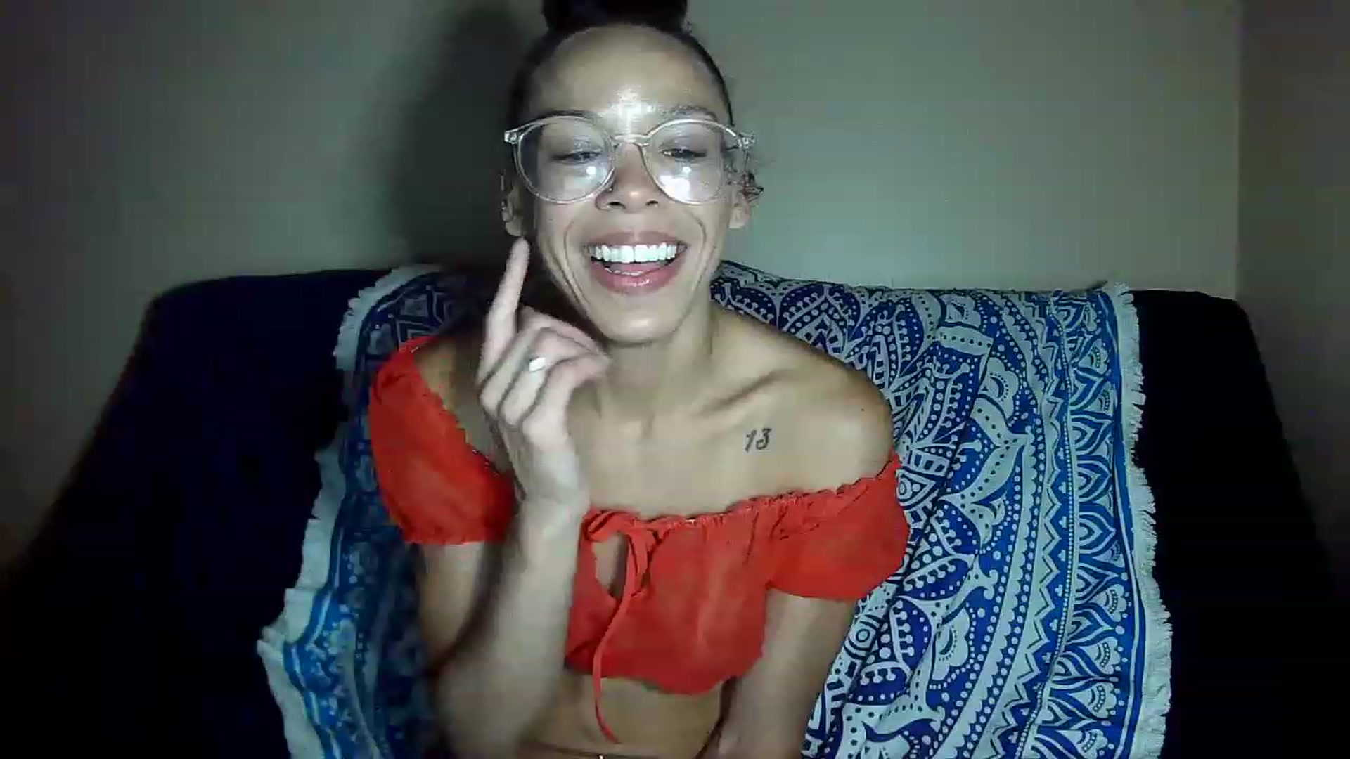 Gallery image thumbnail from SmileyAngel44's myfreecams stream on, 06/16/2023, 15:23 image 11 of 20
