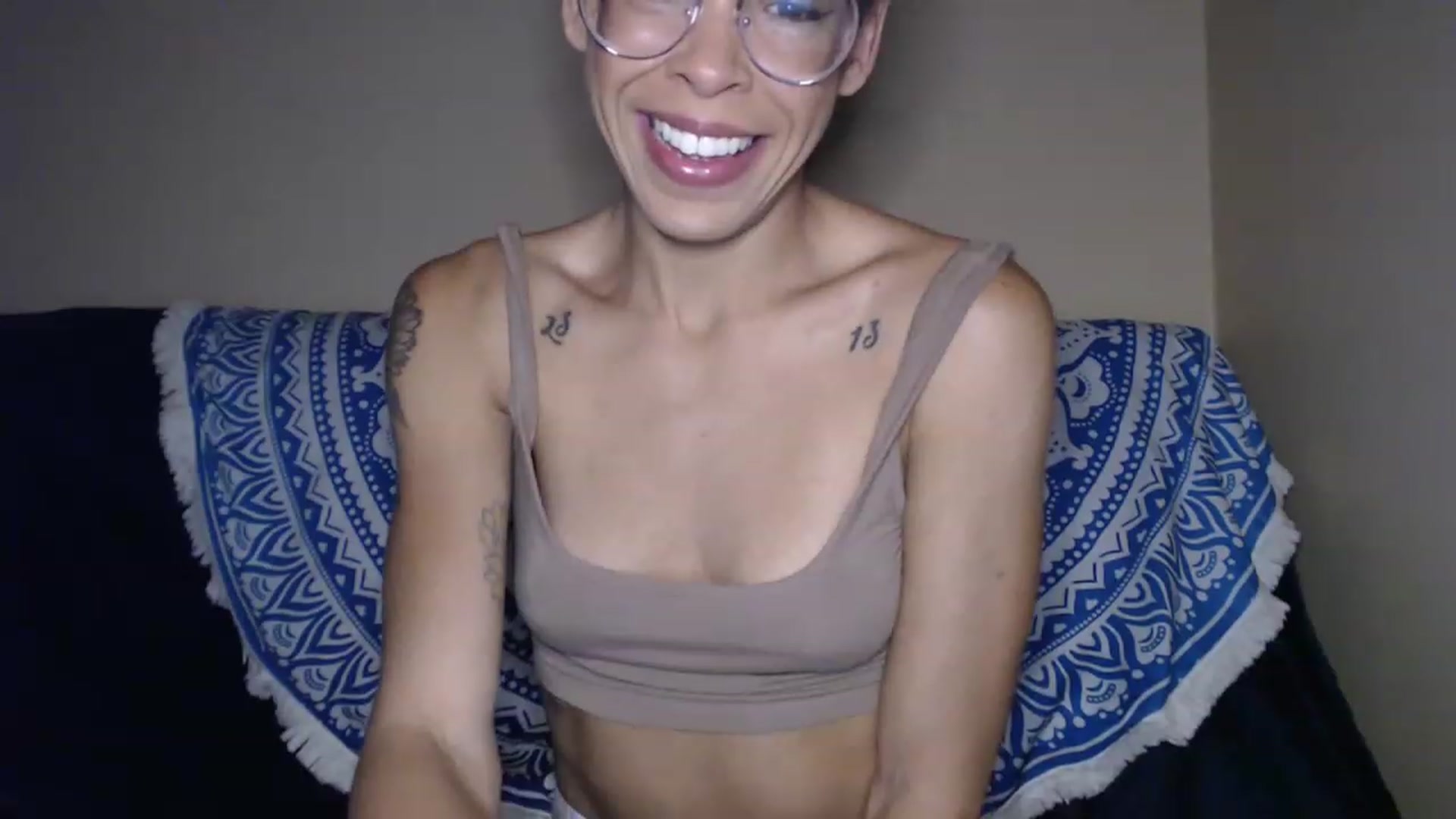 Gallery image thumbnail from SmileyAngel44's myfreecams stream on, 08/22/2023, 13:53 image 20 of 20